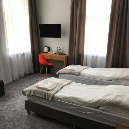 7 Rooms Mtp Познань Экстерьер фото